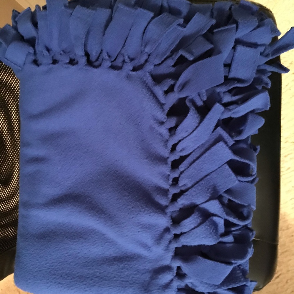 Queen size fleece tie blanket